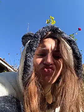 Snapshot of SrMonoYAlba chatting on 15, 6, 2026 SrMonoYAlba online show from 15, 6, 2026