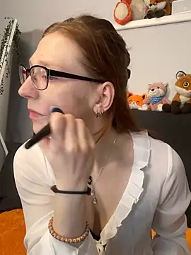 Snapshot of FinaFoxy chatting on 13, 7, 2026 FinaFoxy online show from 13, 7, 2026