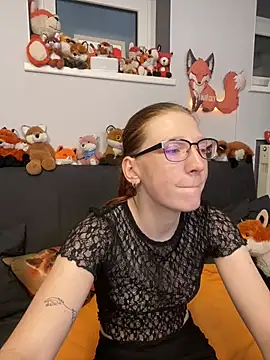 Snapshot of FinaFoxy chatting on 3, 8, 2026 FinaFoxy online show from 3, 8, 2026