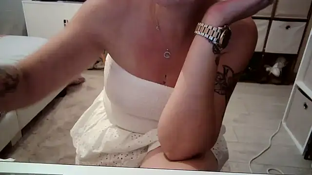 Snapshot of Nikita65150 chatting on 27, 5, 2026 Nikita65150 online show from 27, 5, 2026