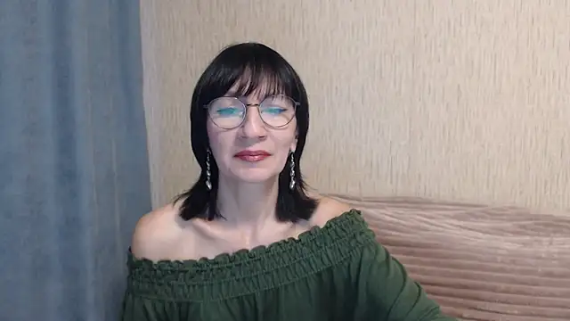 Erica95Bloom online show from 18, 11, 2025