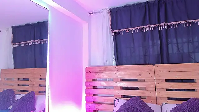 shantal rosse1 online show from 7, 2, 2025