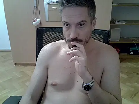Snapshot of delayclose_ chatting on 9, 10, 2025 delayclose online show from 9, 10, 2025