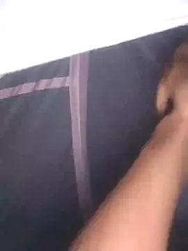 xxxhugedick0001 online show from 10, 3, 2025