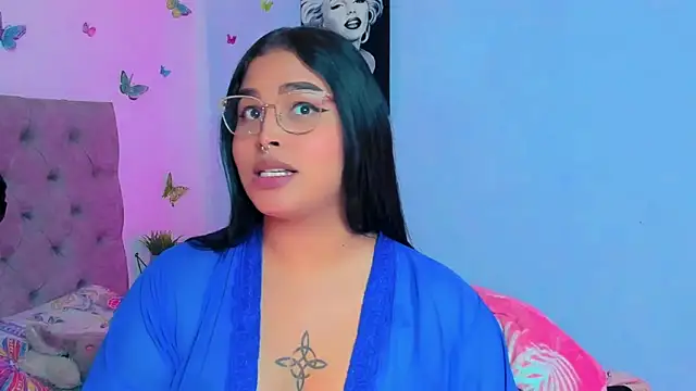 Snapshot of mabellfox chatting on 12, 12, 2024 mabellfox online show from 12, 12, 2024
