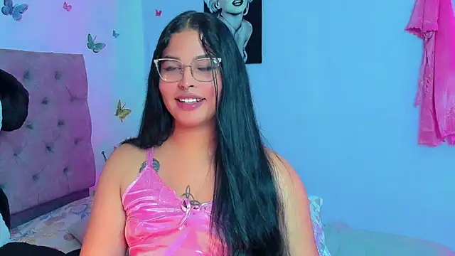 Snapshot of mabellfox chatting on 21, 12, 2024 mabellfox online show from 21, 12, 2024