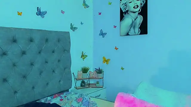 Snapshot of mabellfox chatting on 30, 12, 2024 mabellfox online show from 30, 12, 2024