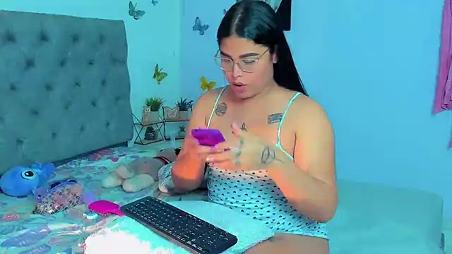 Snapshot of mabellfox chatting on 9, 1, 2025 mabellfox online show from 9, 1, 2025