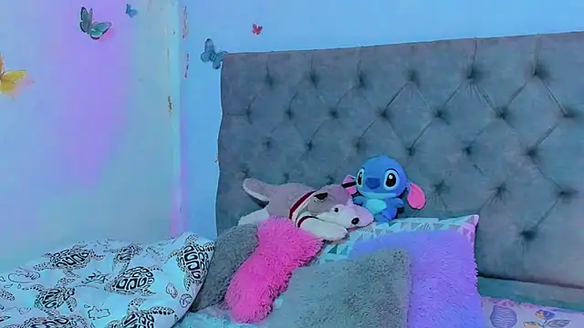 Snapshot of mabellfox chatting on 22, 3, 2025 mabellfox online show from 22, 3, 2025