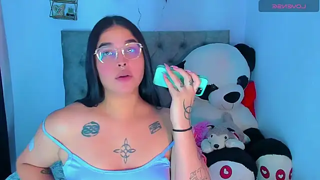 Snapshot of mabellfox chatting on 19, 10, 2025 mabellfox online show from 19, 10, 2025