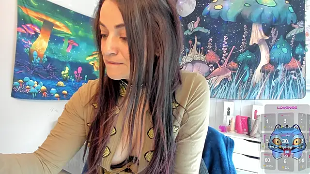 LovelyAzucena online show from 20, 11, 2025