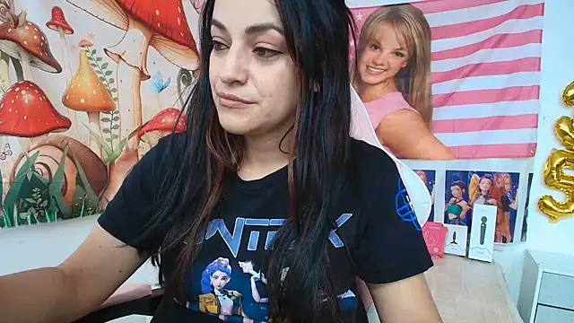 Snapshot of LovelyAzucena chatting on 2, 7, 2026 LovelyAzucena online show from 2, 7, 2026