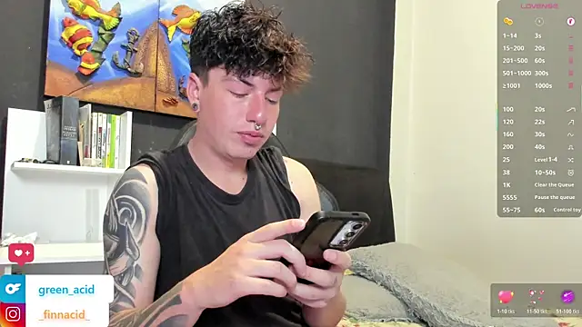 Green acid01 online show from 28, 4, 2026