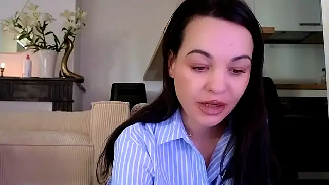 Lilie romeo online show from 18, 12, 2024