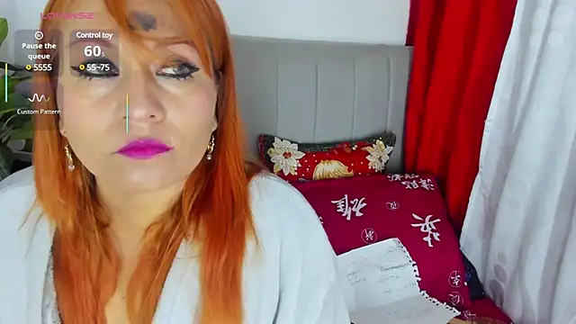 Snapshot of Victoria_Caruso chatting on 6, 3, 2025 Victoria Caruso online show from 6, 3, 2025