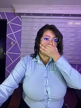 MiiaaJoness online show from 18, 6, 2026