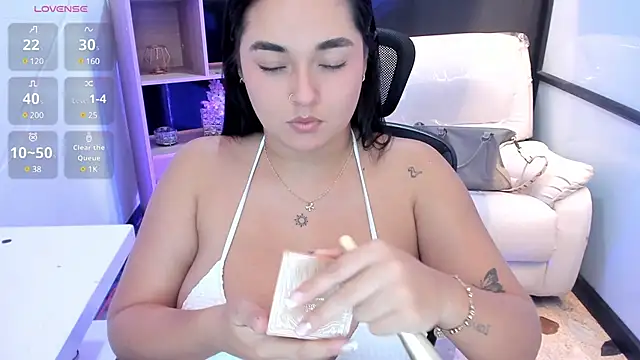 Snapshot of CelesteBrucee chatting on 20, 1, 2025 CelesteBrucee online show from 20, 1, 2025