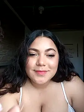 Snapshot of girl_milk2 chatting on 9, 12, 2024 girl milk2 online show from 9, 12, 2024