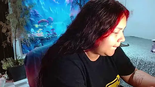 Snapshot of girl_milk2 chatting on 3, 2, 2025 girl milk2 online show from 3, 2, 2025