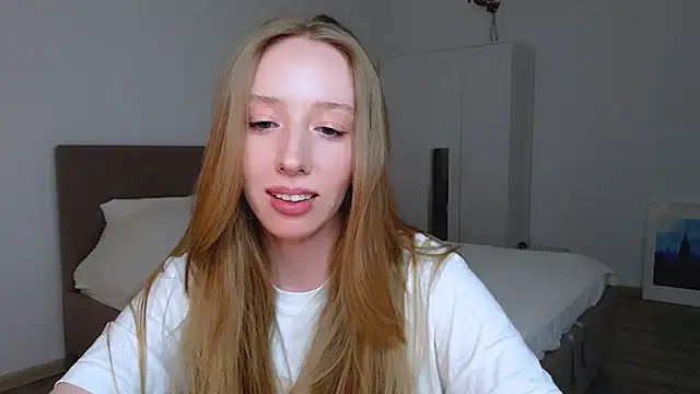 Snapshot of Luna_insniity chatting on 28, 12, 2024 Luna insniity online show from 28, 12, 2024