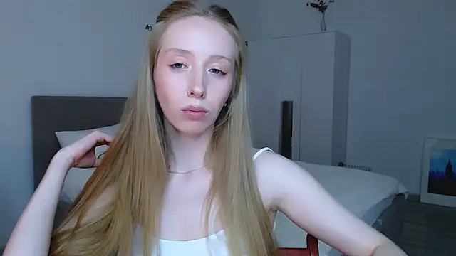 Snapshot of Luna_insniity chatting on 30, 12, 2024 Luna insniity online show from 30, 12, 2024