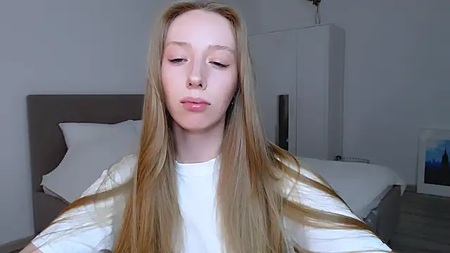 Snapshot of Luna_insniity chatting on 14, 1, 2025 Luna insniity online show from 14, 1, 2025