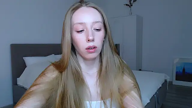 Snapshot of Luna_insniity chatting on 15, 1, 2025 Luna insniity online show from 15, 1, 2025