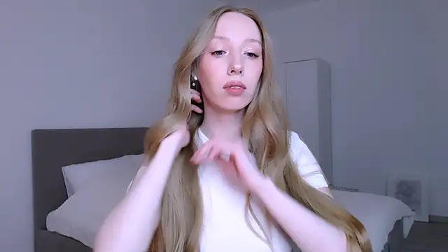 Luna insniity online show from 26, 2, 2026