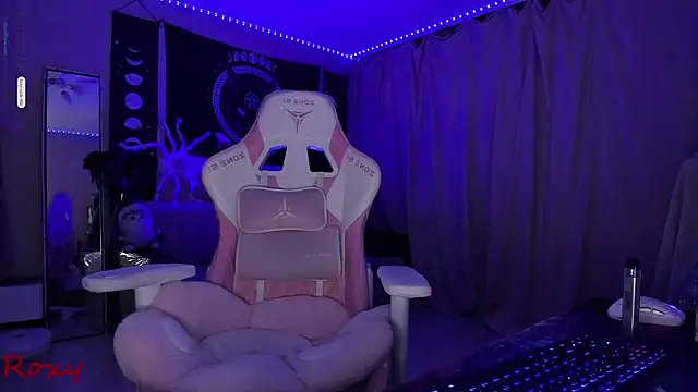 wet dream  online show from 15, 11, 2025