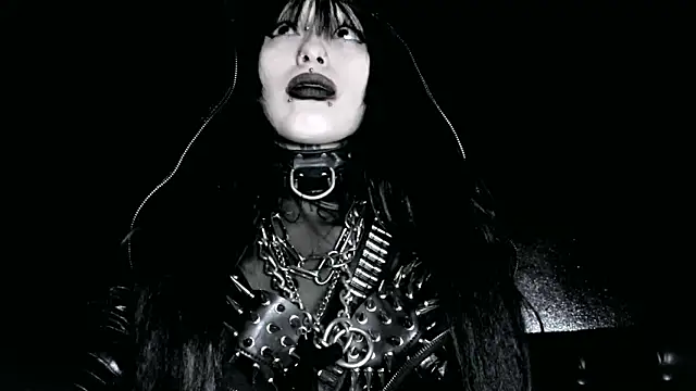 Snapshot of XXIOUX chatting on 4, 3, 2026 XXIOUX online show from 4, 3, 2026