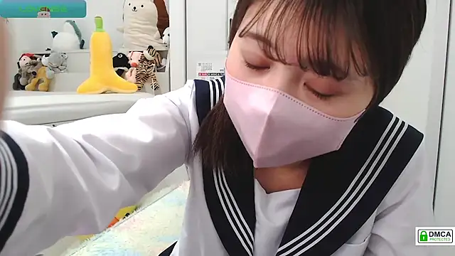 Snapshot of SUZU_ chatting on 7, 1, 2025 SUZU online show from 7, 1, 2025