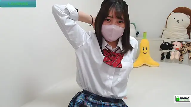 Snapshot of SUZU_ chatting on 8, 1, 2025 SUZU online show from 8, 1, 2025