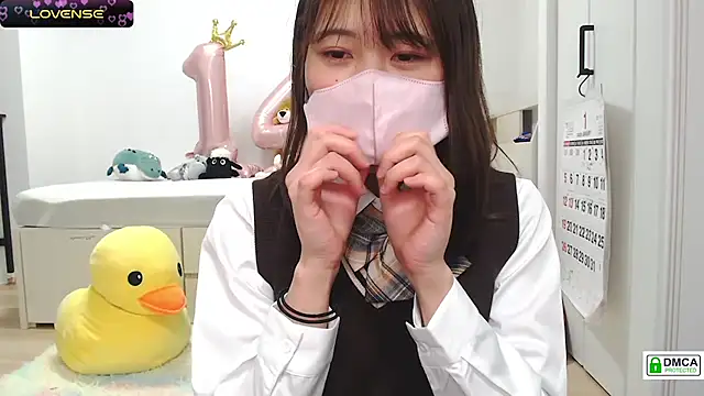 Snapshot of SUZU_ chatting on 26, 1, 2025 SUZU online show from 26, 1, 2025