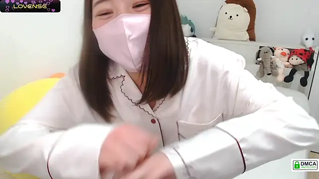 Snapshot of SUZU_ chatting on 31, 1, 2025 SUZU online show from 31, 1, 2025