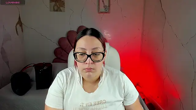 NiickyJones online show from 11, 2, 2026