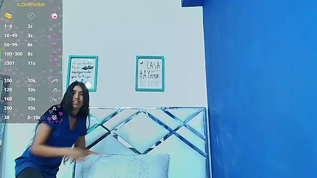 Snapshot of littlee_emilyy_ chatting on 14, 2, 2025 littlee emilyy  online show from 14, 2, 2025