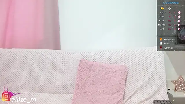 aliicee m online show from 7, 1, 2025