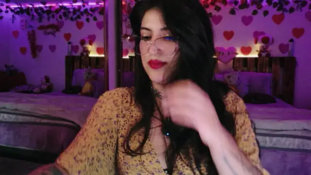 Snapshot of azahar__ziiz chatting on 26, 4, 2026 azahar ziiz online show from 26, 4, 2026