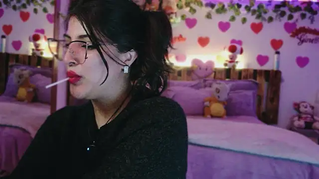 Snapshot of azahar__ziiz chatting on 27, 5, 2026 azahar ziiz online show from 27, 5, 2026