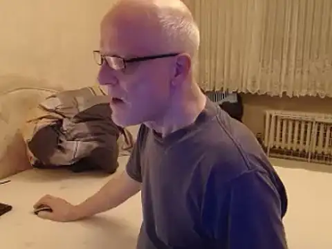 Snapshot of HornyRalfi55 chatting on 2, 12, 2024 HornyRalfi55 online show from 2, 12, 2024