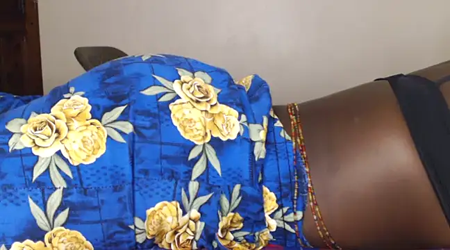 Snapshot of Geniuslov chatting on 11, 3, 2025 Geniuslov online show from 11, 3, 2025