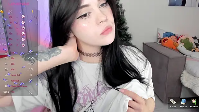 Snapshot of SelenaCute chatting on 9, 1, 2025 SelenaCute online show from 9, 1, 2025