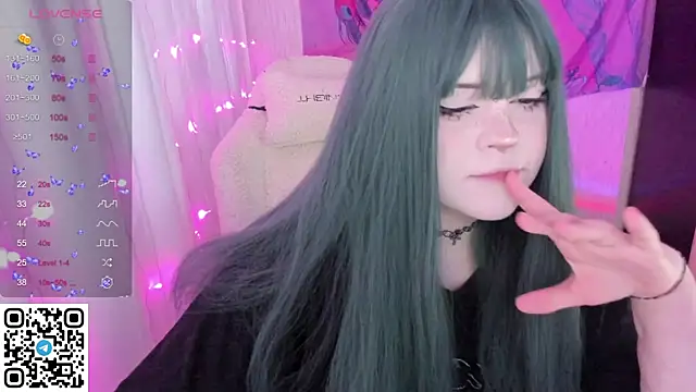 Snapshot of SelenaCute chatting on 14, 5, 2026 SelenaCute online show from 14, 5, 2026