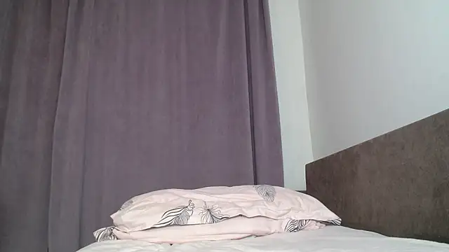 Snapshot of LadyMilfxxx chatting on 17, 2, 2025 LadyMilfxxx online show from 17, 2, 2025