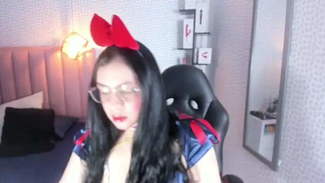 megancero online show from 31, 10, 2025