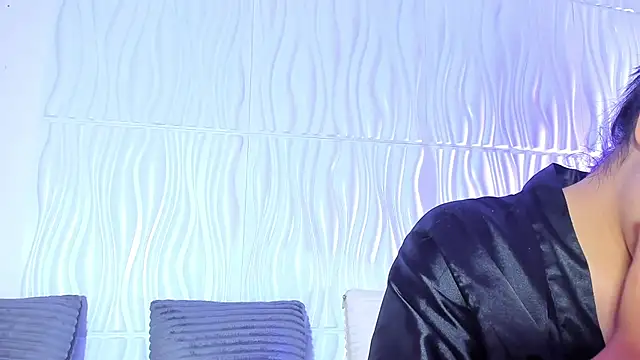 Abby  colins online show from 17, 4, 2026