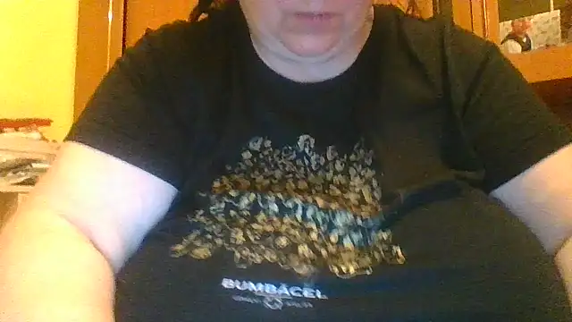 Snapshot of Nataliesbestjuggs chatting on 14, 11, 2025 Nataliesbestjuggs online show from 14, 11, 2025