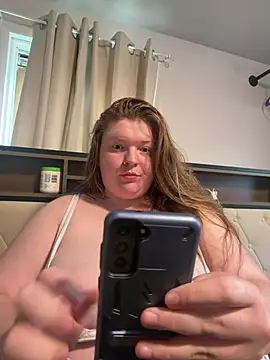 lilmama69900 online show from 25, 5, 2026