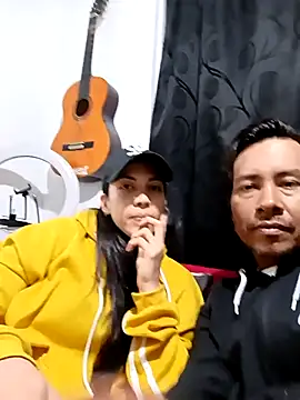 Snapshot of cachorro0527 chatting on 6, 11, 2025 cachorro0527 online show from 6, 11, 2025