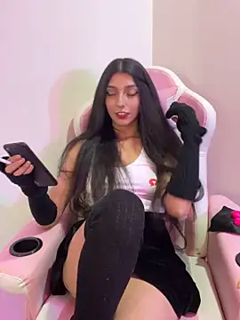 Felicia smok3 online show from 10, 4, 2026